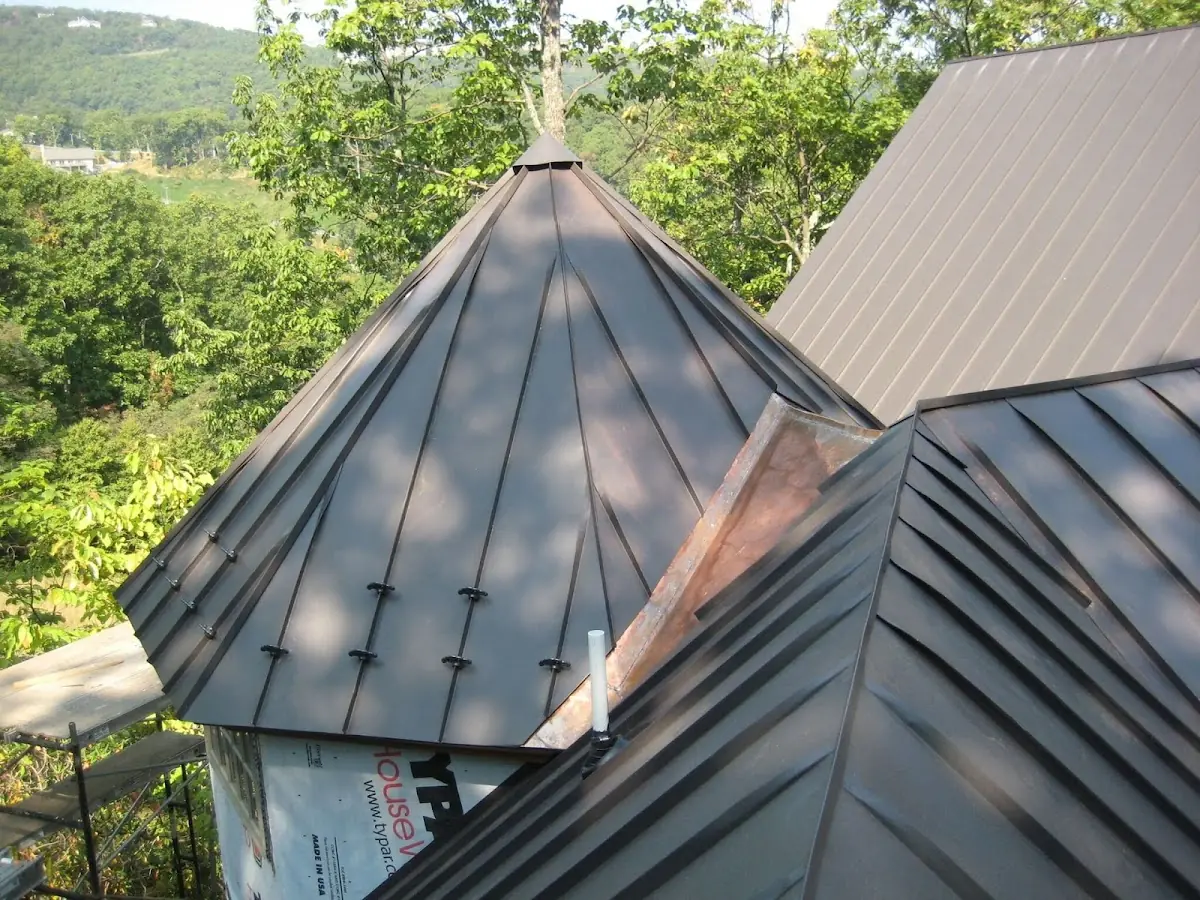 Professional Shingle Replacement & Repair by Craftsman Roofing in Minnehaha